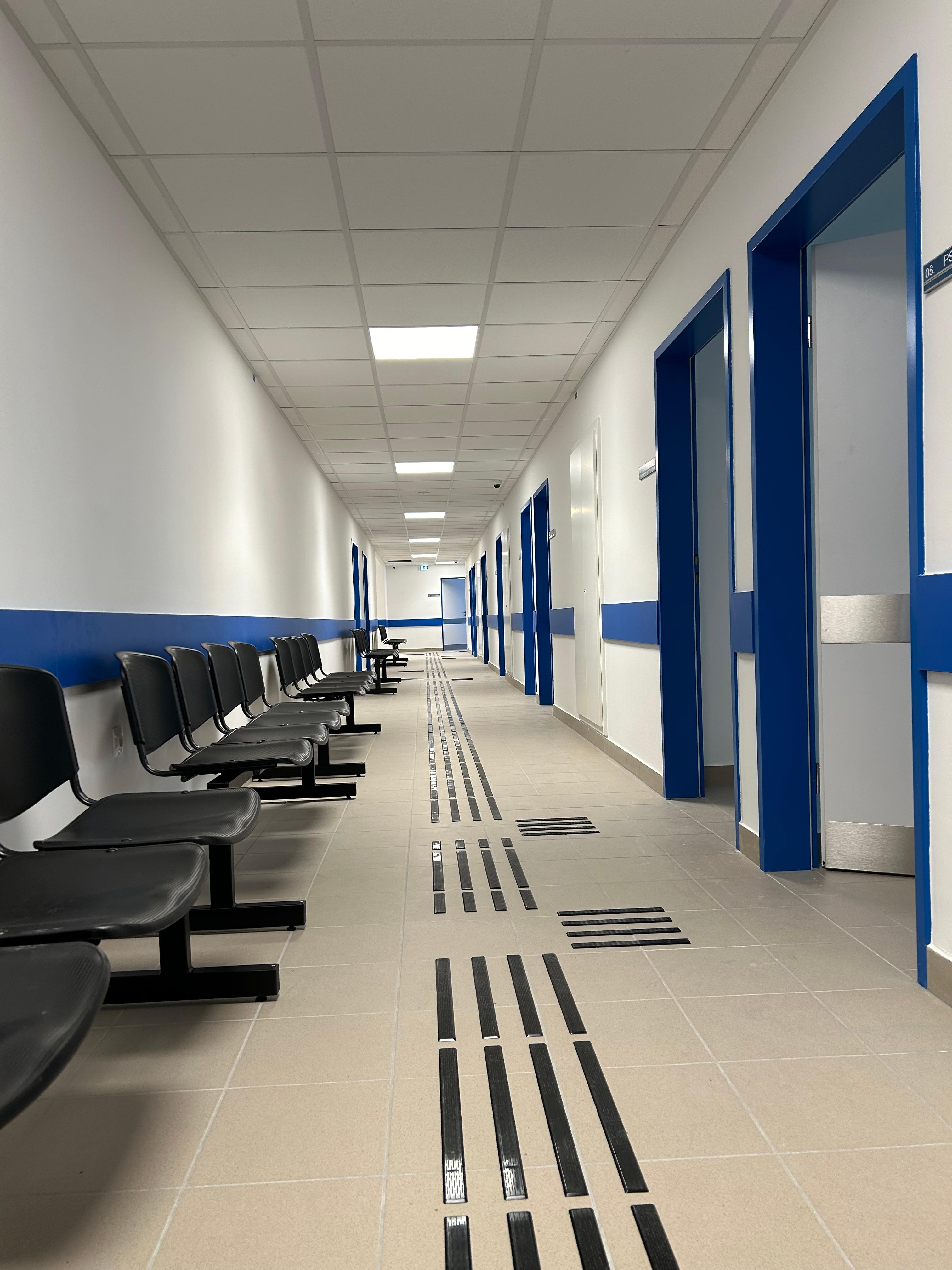 Jászberényi Kórház járóbeteg szakrendelő részleg felújítás